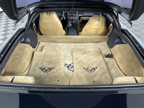 Used 2000 Chevrolet Corvette Base image 21