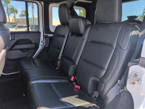 Used 2023 Jeep Wrangler Unlimited Rubicon 392 w/ Xtreme Recon 35" Tire Package AWD/4WD image 30
