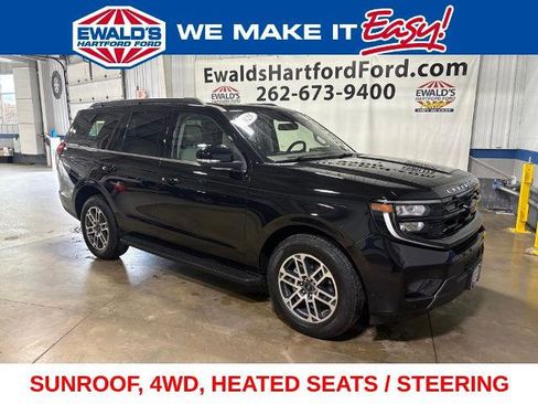 Certified 2025 Ford Expedition Active AWD/4WD image 1