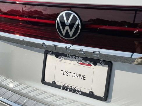 Used 2025 Volkswagen Atlas SEL Premium R-Line AWD/4WD image 14