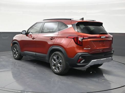 Used 2024 Kia Seltos S FWD image 3