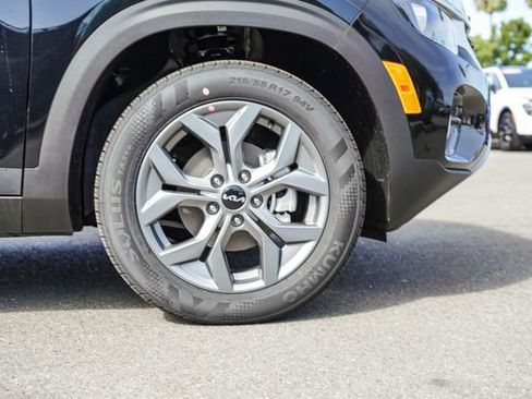 New 2026 Kia Seltos LX image 10