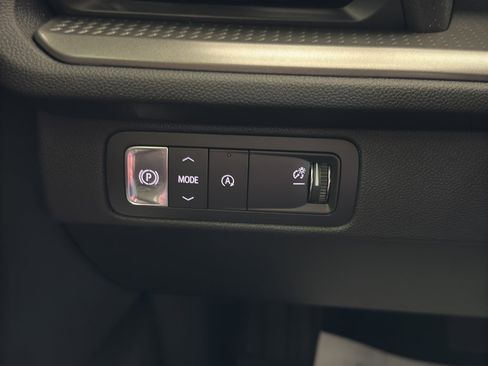 New 2026 Chevrolet Traverse LT image 27