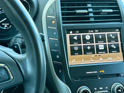 Used 2017 Lincoln MKC Select w/ Select Plus Package image 15