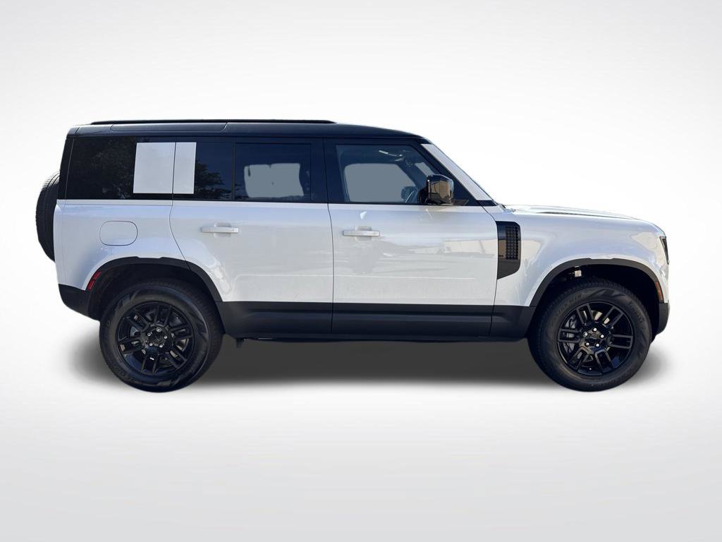 New 2026 Land Rover Defender 110 S AWD/4WD image 4