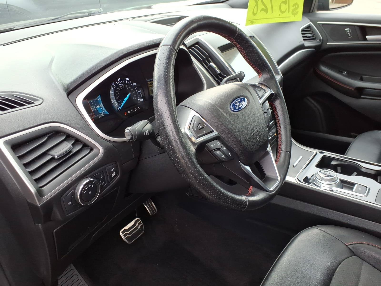 Used 2020 Ford Edge ST-Line w/ Cold Weather Package AWD/4WD image 16
