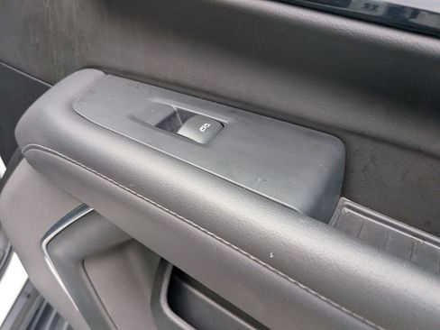 Used 2025 Chevrolet Tahoe LT image 25