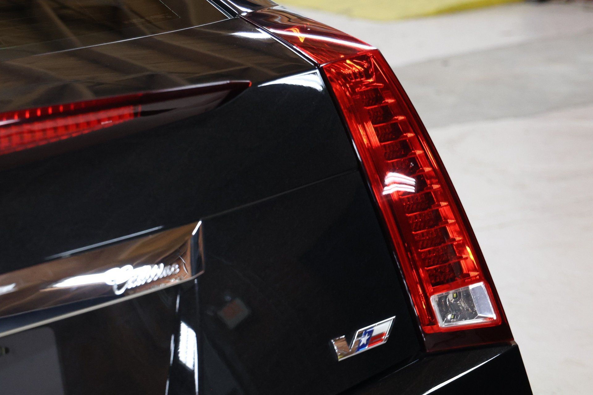 Used 2014 Cadillac CTS V w/ Wood Trim Package RWD image 34