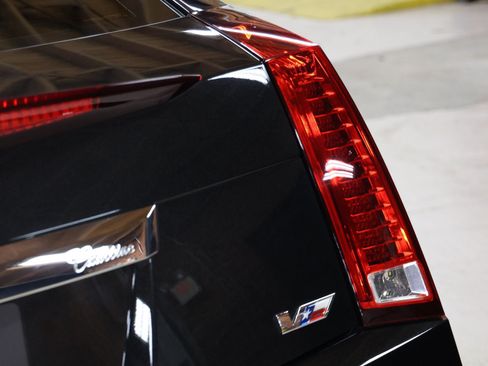 Used 2014 Cadillac CTS V w/ Wood Trim Package RWD image 34