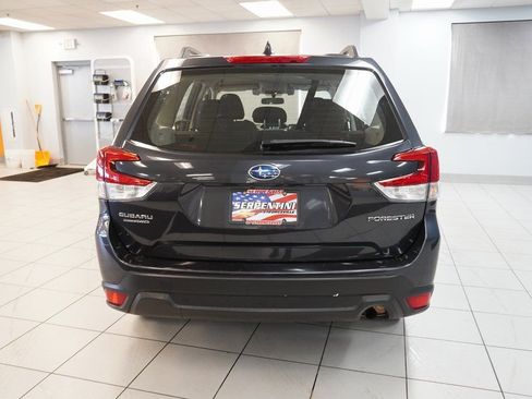 Used 2019 Subaru Forester Base 4D Sport Utility w/ Alloy Wheel Package image 8