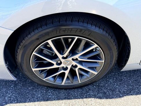 Used 2018 Lexus ES 350 image 16