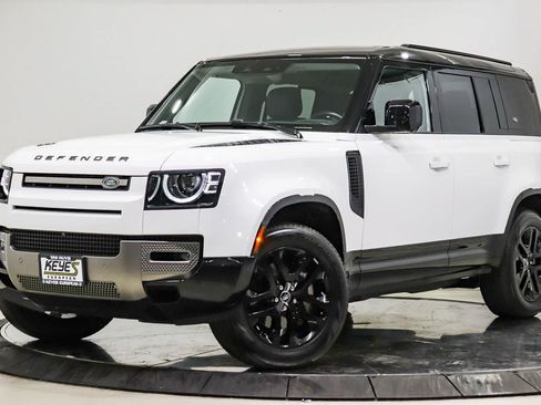 Used 2024 Land Rover Defender 110 X-Dynamic SE AWD/4WD image 1