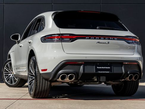 Certified 2026 Porsche Macan S AWD/4WD image 3