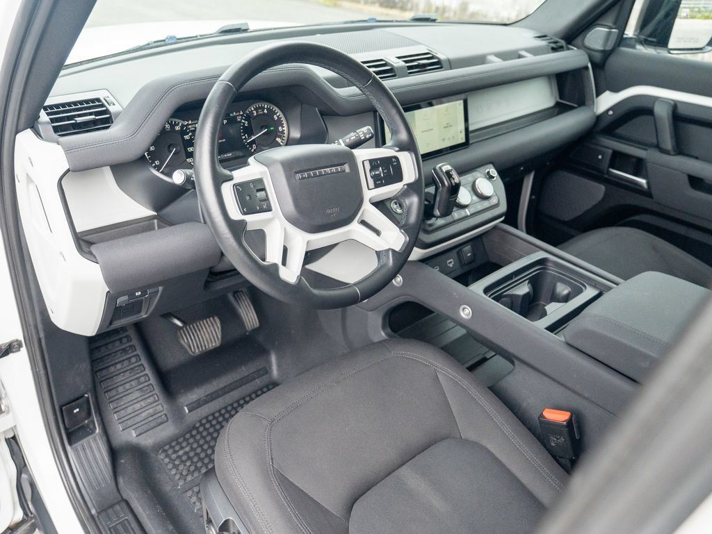 Used 2023 Land Rover Defender 110 AWD/4WD image 11