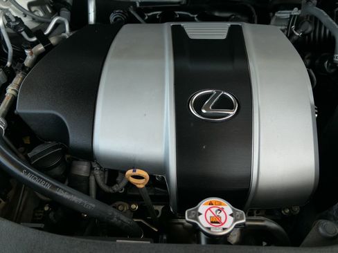 Used 2020 Lexus RX 350 FWD w/ Accessory Package image 31