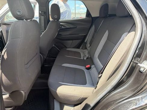 Used 2022 Chevrolet TrailBlazer LT w/ Convenience Package AWD/4WD image 25