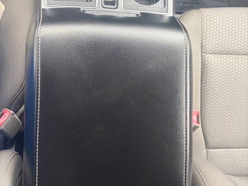 Used 2018 Ford F150 XLT w/ Equipment Group 302A Luxury AWD/4WD image 18