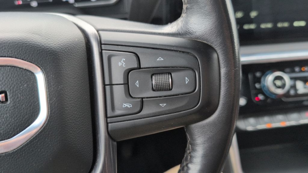 Used 2024 GMC Sierra 3500 Denali Ultimate AWD/4WD image 16