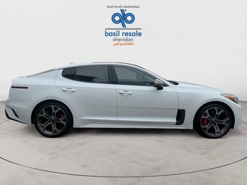 Used 2021 Kia Stinger GT1 AWD/4WD image 7