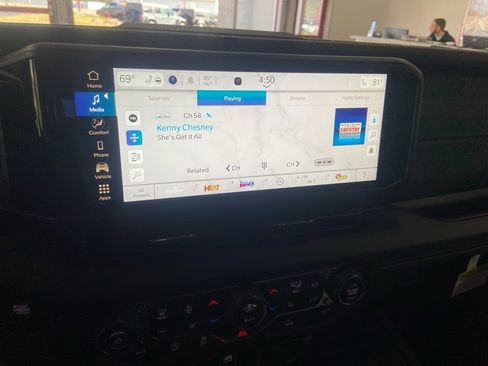 New 2026 Jeep Gladiator Mojave image 29