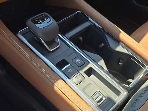 New 2026 Nissan Pathfinder Platinum w/ Cargo Package image 28