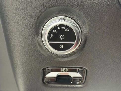 Used 2022 Mercedes-Benz C 300 C 300 image 53