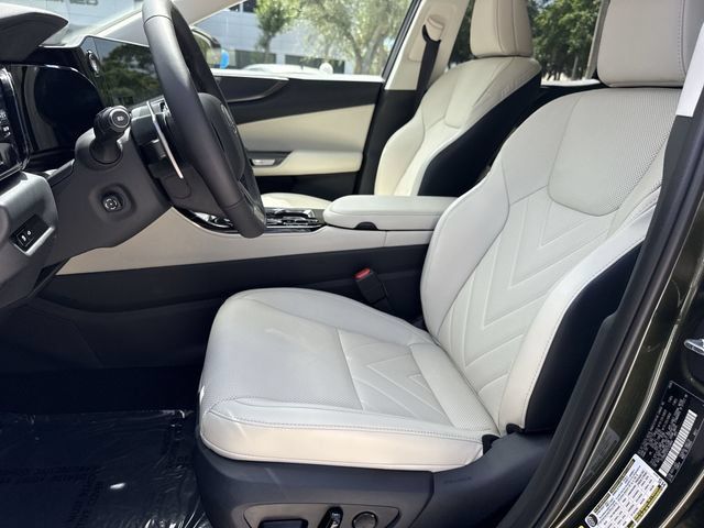 Certified 2026 Lexus NX 350 AWD w/ Accessory Package (2T) image 11