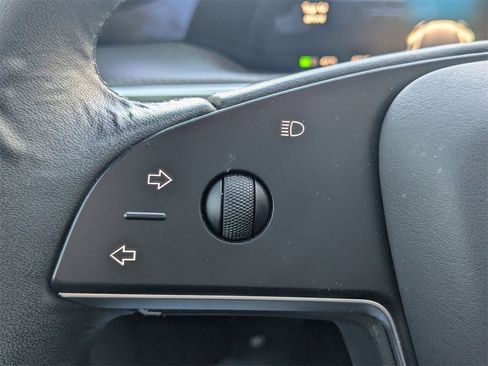 Used 2024 Tesla Model S Plaid image 30