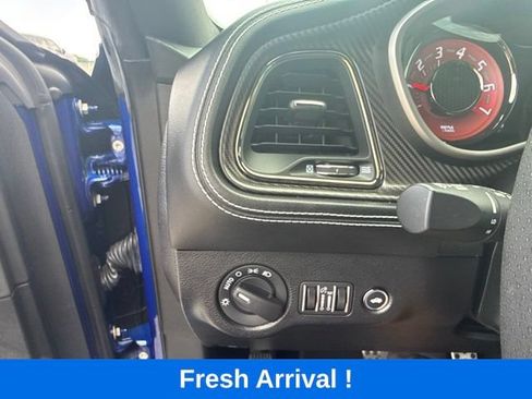 Used 2022 Dodge Challenger SRT Hellcat RWD image 9