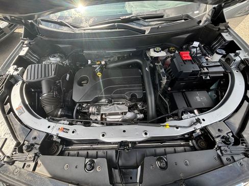 Used 2025 Chevrolet Equinox LT FWD image 33