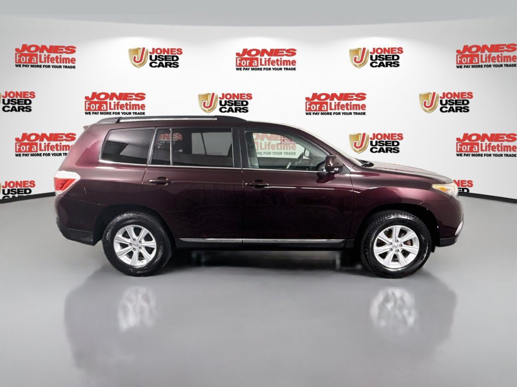 Used 2012 Toyota Highlander SE w/ Tow Pkg AWD/4WD image 16