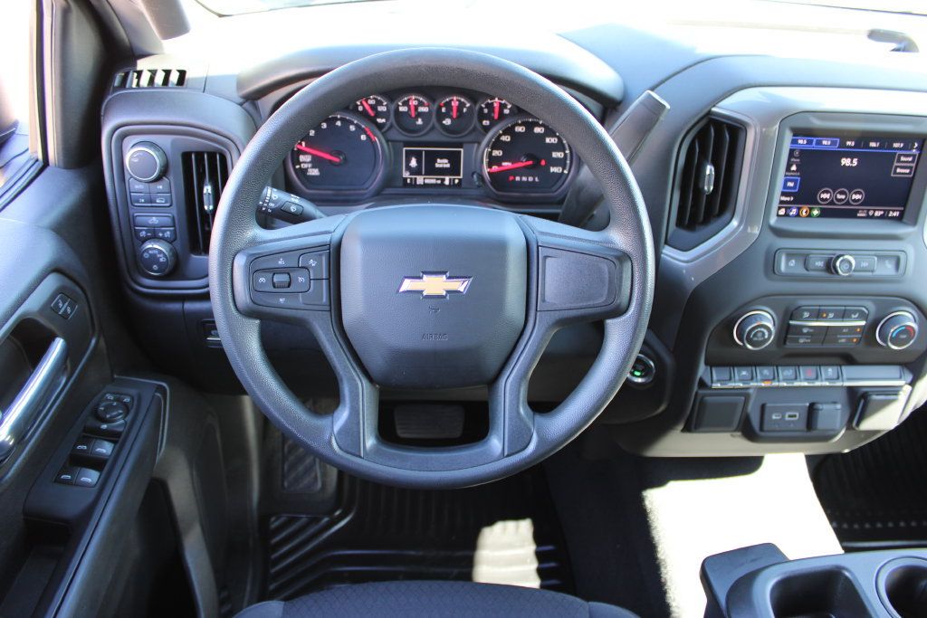 Used 2022 Chevrolet Silverado 1500 Custom w/ LPO, Dark Essentials Package AWD/4WD image 39