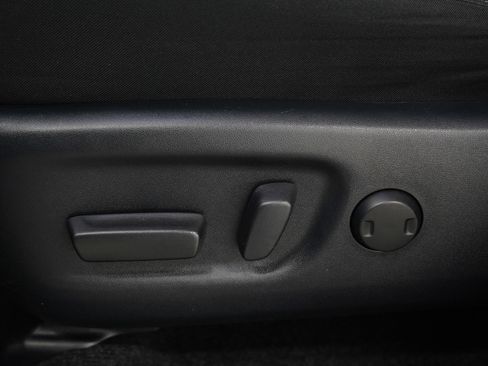 Used 2018 Toyota RAV4 XLE w/ Convenience Package image 24