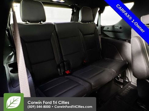 Used 2025 GMC Yukon Elevation w/ LPO, Floor Liner Package AWD/4WD image 16
