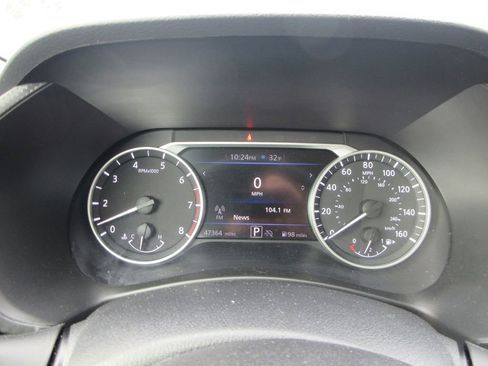 Used 2024 Nissan Sentra SV image 7