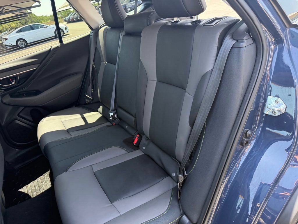 Used 2024 Subaru Outback Onyx Edition AWD/4WD image 19