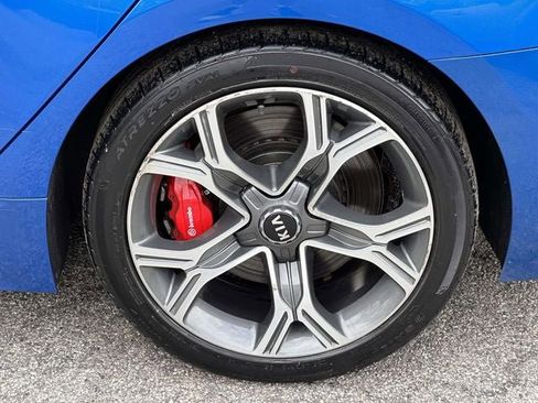 Used 2019 Kia Stinger GT1 image 14