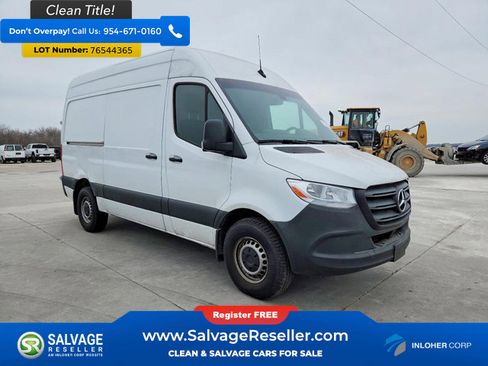 Used 2024 Mercedes-Benz Sprinter 2500 image 5
