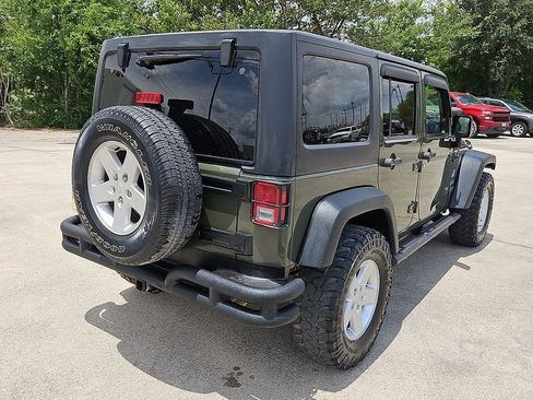 Used 2015 Jeep Wrangler Unlimited Sport w/ Quick Order Package 24S AWD/4WD image 7