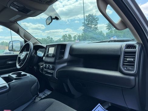 Used 2019 RAM 1500 Tradesman w/ SXT Appearance Group AWD/4WD image 19