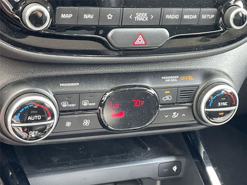 Used 2020 Kia Soul GT-Line Turbo FWD image 24