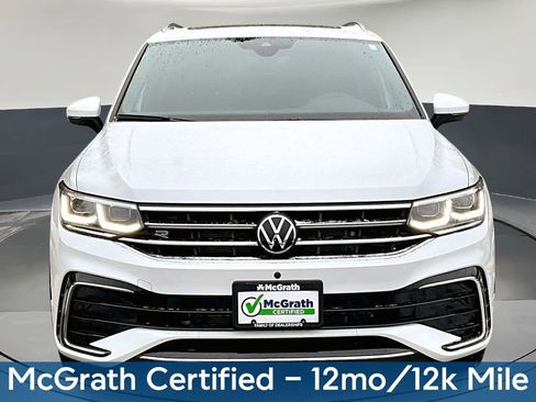 Used 2024 Volkswagen Tiguan SEL R-Line image 2