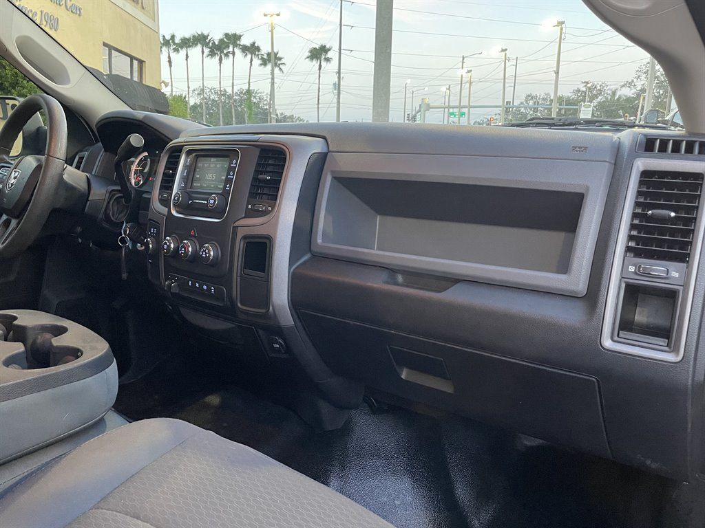 Used 2018 RAM 3500 Tradesman w/ Chrome Appearance Group AWD/4WD image 14
