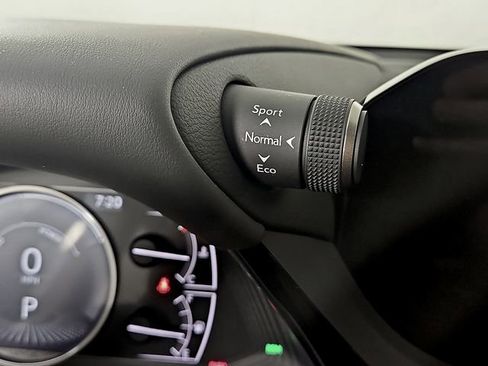 Used 2024 Lexus ES 300h w/ Premium Package image 26