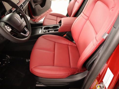 New 2026 Lincoln Corsair Reserve w/ Jet Appearance Package FWD image 12