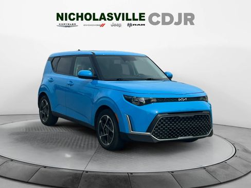 Used 2024 Kia Soul EX FWD image 7