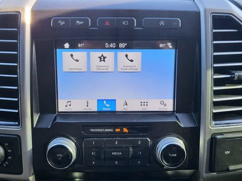 Used 2019 Ford F150 Platinum w/ Equipment Group 701A Luxury AWD/4WD image 32