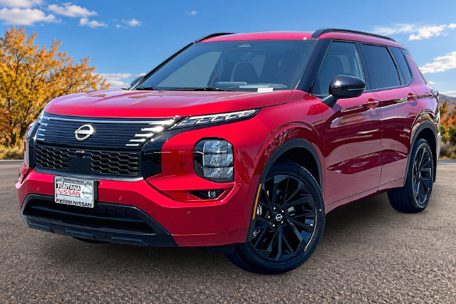 New 2026 Nissan Rogue Platinum AWD/4WD image 2