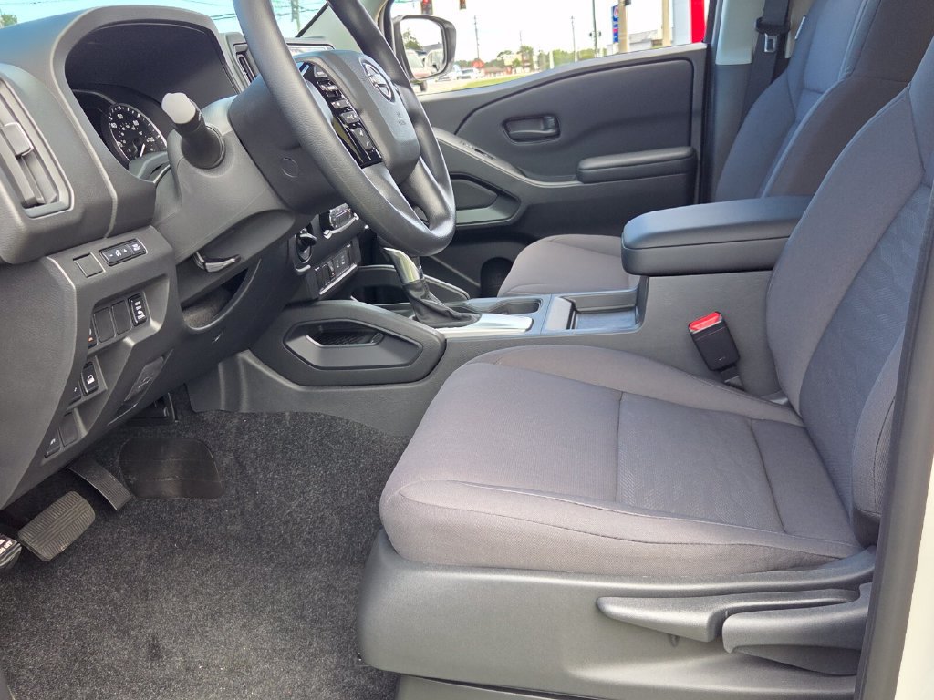 New 2027 Nissan Frontier S w/ S Utility Package AWD/4WD image 4