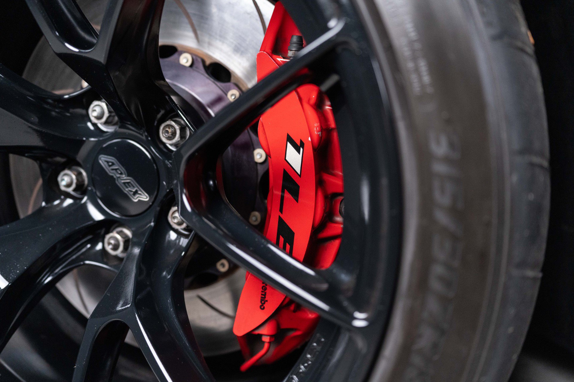 Used 2018 Chevrolet Camaro SS RWD image 6